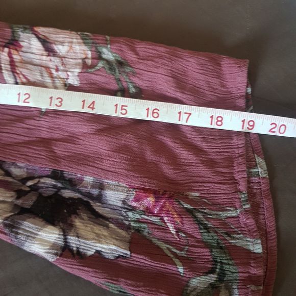 Sage Womens Cold Shoulder  Blouse Boho Print Flowy Southwestern Crinkle Sz Small - Picture 12 of 12